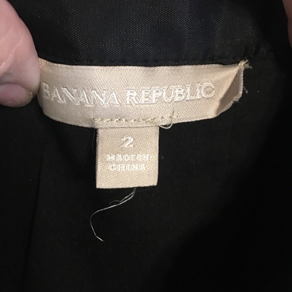 Banana Republic Lace Skirt - Picture 2 of 5